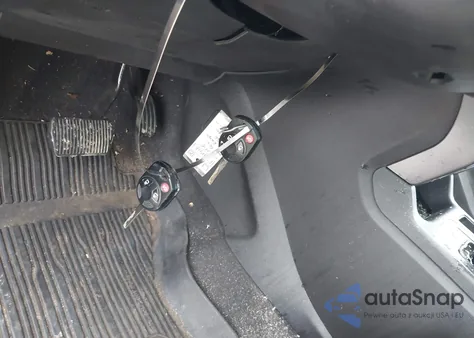 2018 Ford Escape Se from USA, damaged, VIN 1FMCU9GD1JUB80951